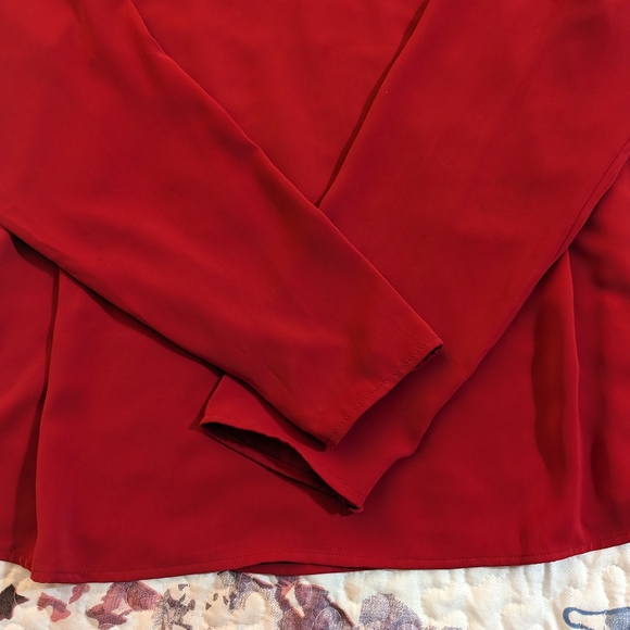 H & M Defined Shoulder Blouse - Picture 4 of 8